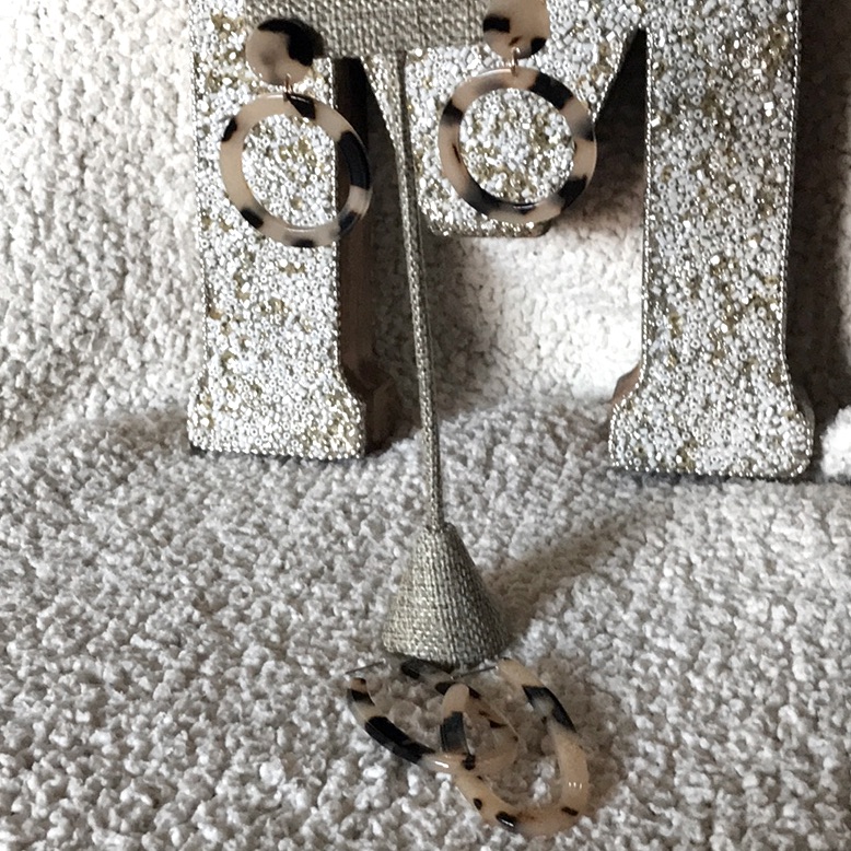 Two Sets Of Earrings 12$